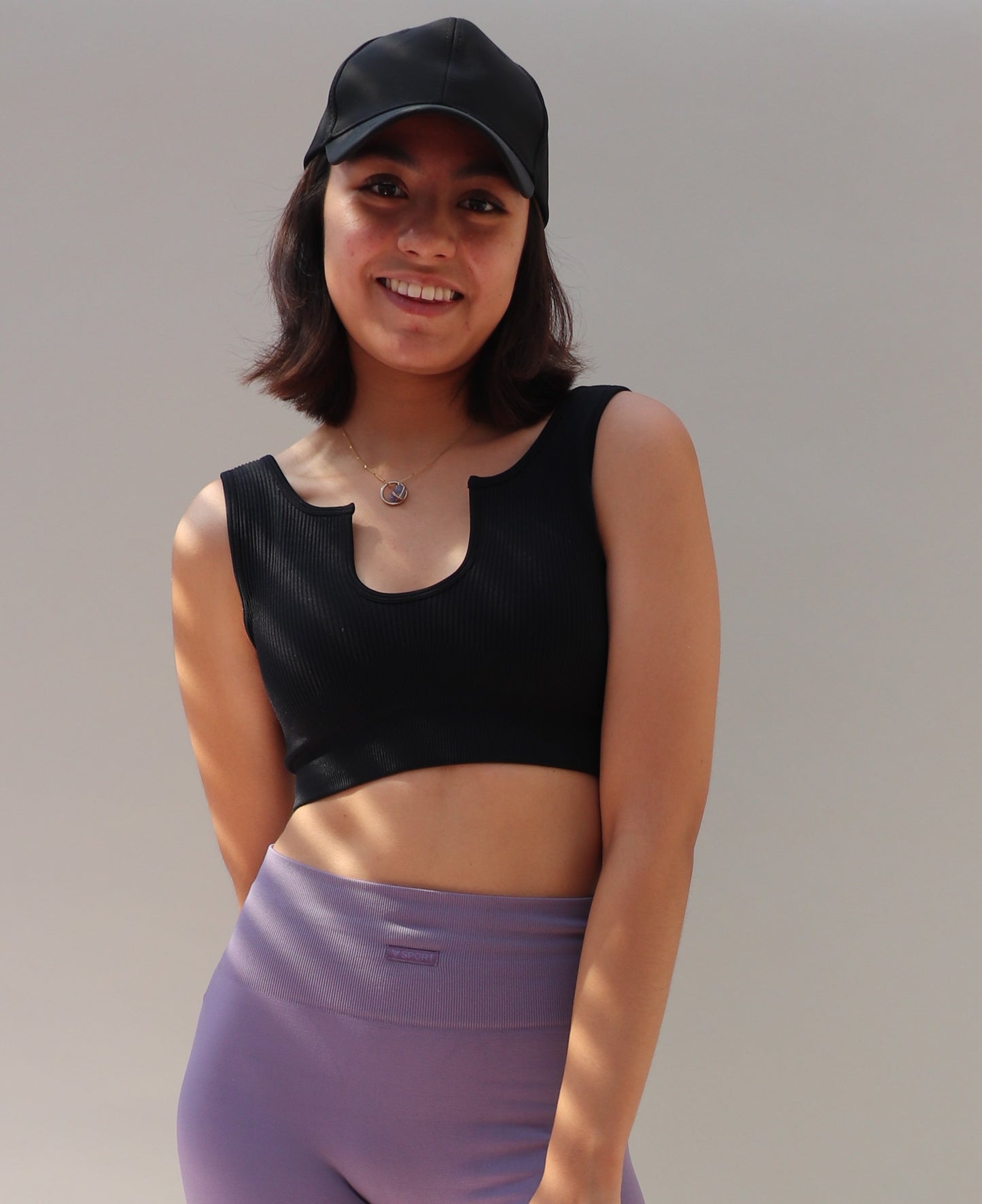 Top abierto básico negro