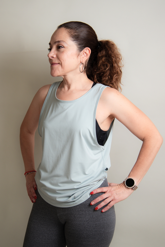 Blusa nudo verde gris